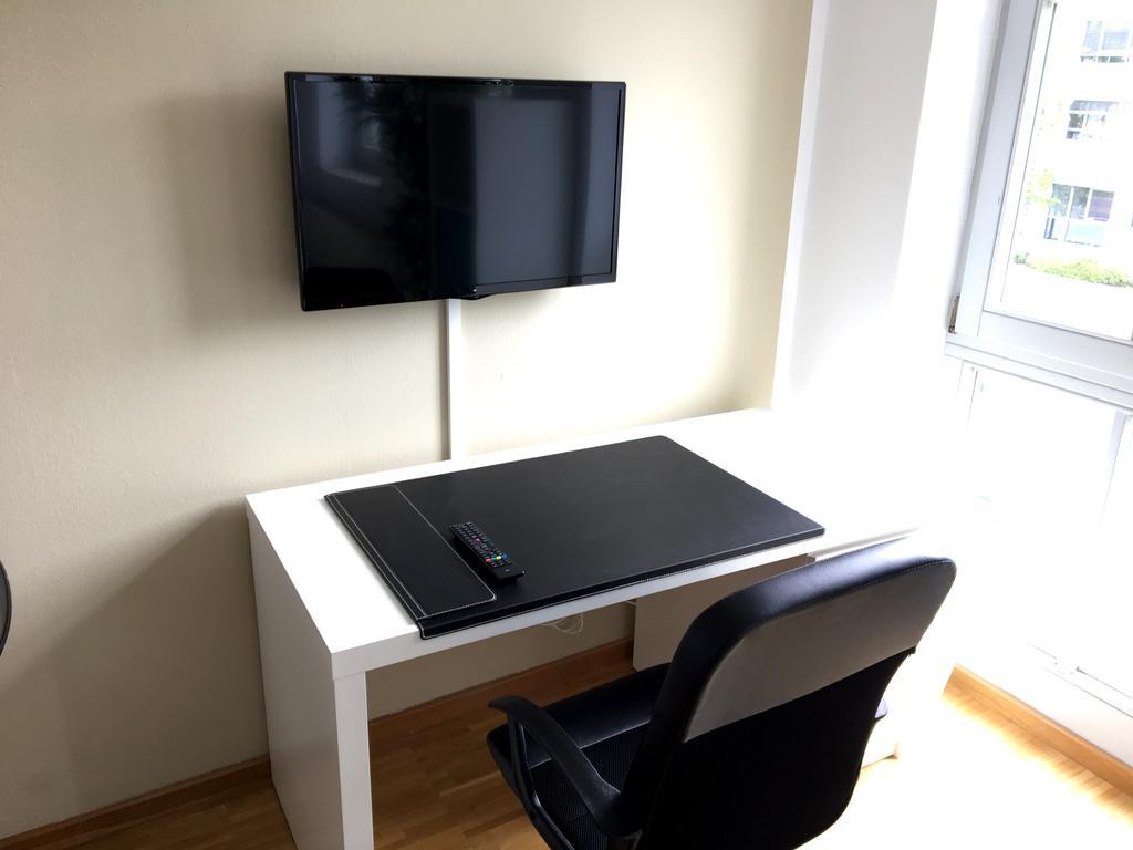 Downtown Apartment *